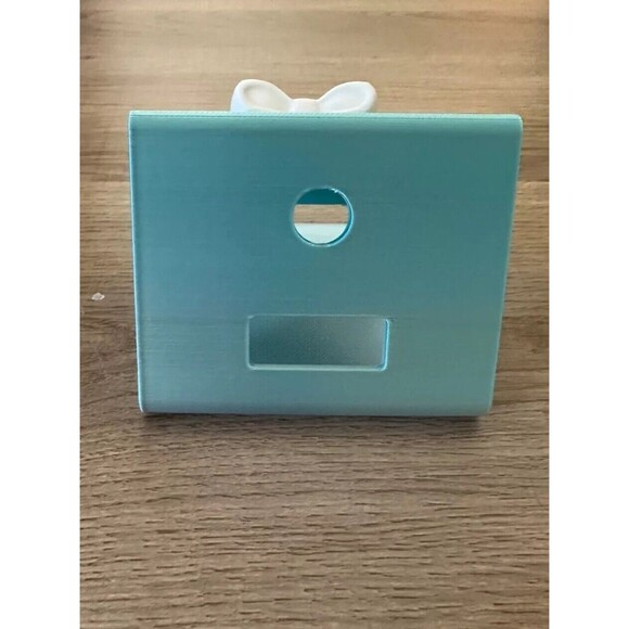 Aesthetic Bow Cellphone Stand with Charging Cord Access - Picture 3 of 4